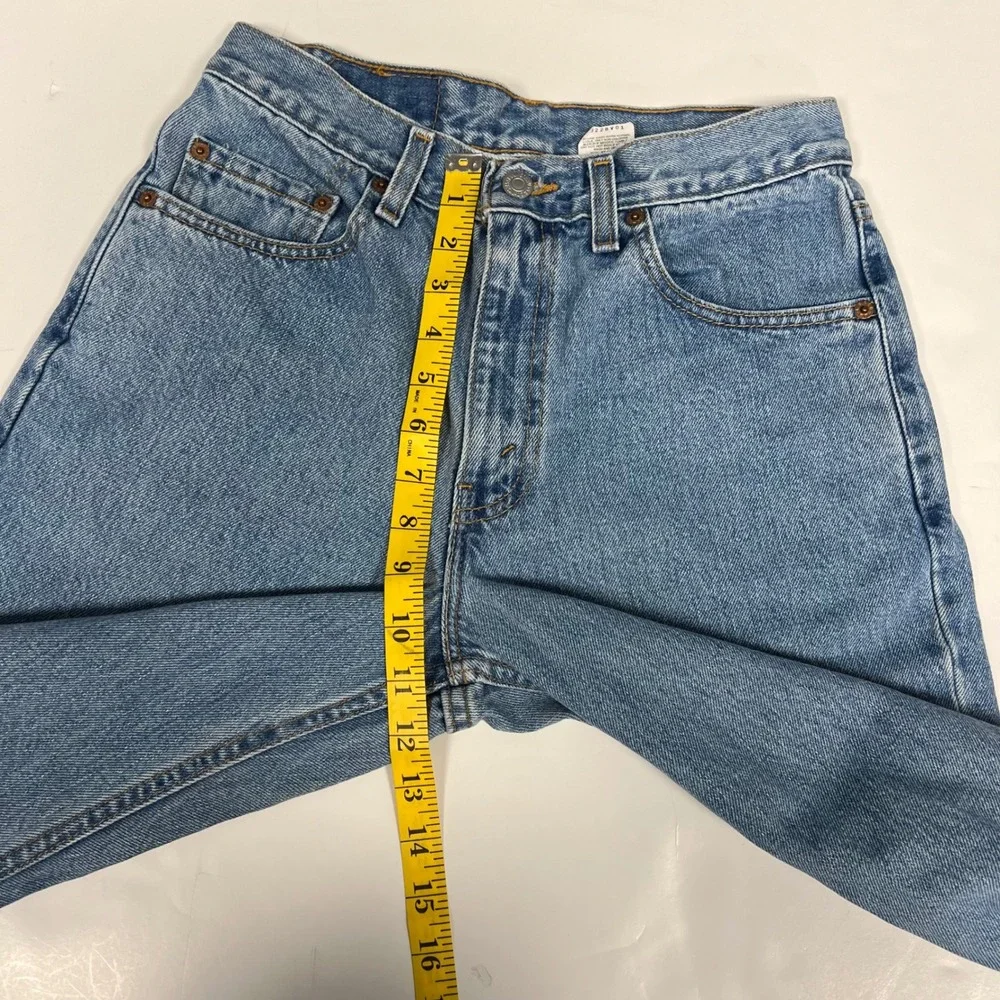 VTG Levi's 550 Relaxed Fit‎ Jeans Light Wash Denim USA Made *W30 L30 *Distressed